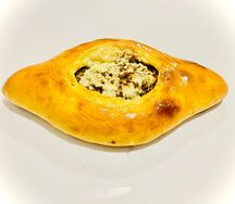 Хачапури по-аджарски с мясом