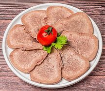 Язык говяжий отварной