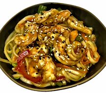 Удон с креветками и овощами
