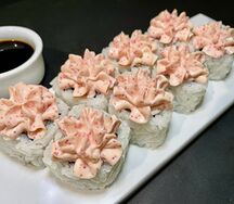 Ролл Лава сяке
