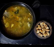 Куриный супчик с гренками