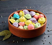 Замороженные пельмени детские цветные