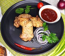 Шашлык из куриных бедрышек на лаваше