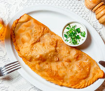 Большой чебурек с мясом