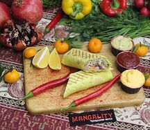 Мини-шаурма Чили со свининой в сырном лаваше