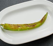 Перец стручковый на углях