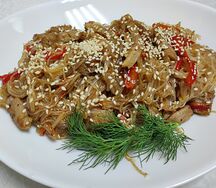Wok со свининой в соусе терияки