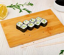 Хосомаки с огурцом