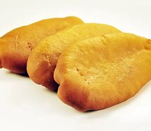 Жареный пирожок с картошкой