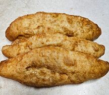 Пирожок жареный с картошкой и сосиской