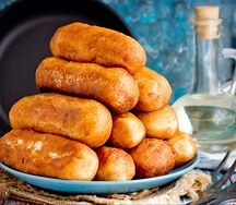 Жареная сосиска в тесте