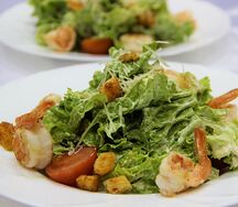 Салат Цезарь с курицей