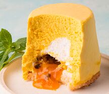 Муссовое пирожное Манго-Маракуйя