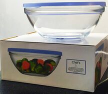 Салатник стеклянный с крышкой в коробке
