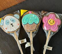 Пряники ручной работы на палочке