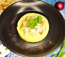 Чкмерули с курочкой и белыми грибами в сливках