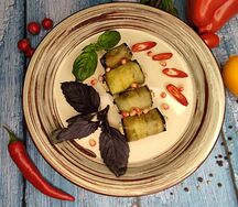 Бадреджани (рулетики из баклажан с орехами)