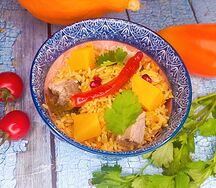 Плов с телятиной, тыквой, перчиком Чили и гранатом