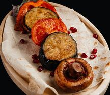 Овощи гриль на мангале