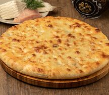 Осетинский пирог с курицей и сыром