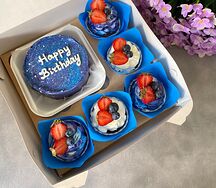 Бенто-торт и капкейки на день рождения Космос