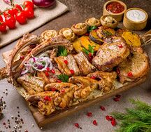 Ассорти из шашлыков на кости