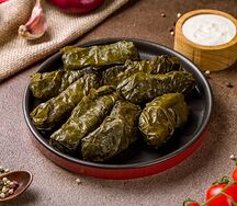 Долма в винoградных листьях
