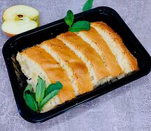 Шарлотка с яблоками маленькая