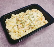 Курица по-русски с макаронами средняя