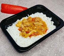 Чахохбили из курицы с рисом маленькое
