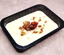 Каша манная с вареньем (средняя)