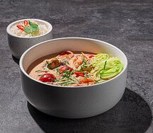 Том ям с морепродуктами