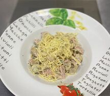 Спагетти с ветчиной и грибами