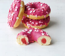 Донат со вкусом клубники