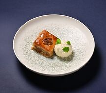 Пахлава с орехами