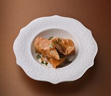 Шоколадная гата с кремом из мацуна