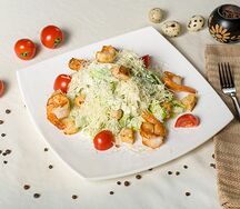 Цезарь с тигровыми креветками