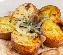 Картофель на мангале с салом