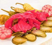 Ассорти из домашних солений