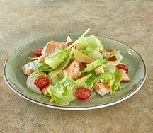 Салат Цезарь с курой