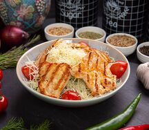 Цезарь с курой