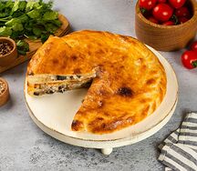 Осетинский пирог Картофджин с сыром и картофелем