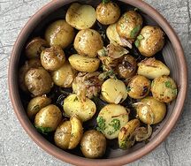 Картофель по-домашнему с луком