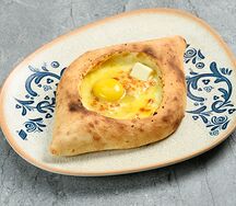 Хачапури по-аджарски