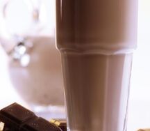 Молочный коктейль с шоколадом