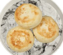 Сырники со сметаной