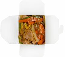 Вок Свинина с лапшой и овощами по-пекински
