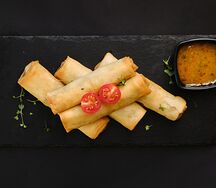 Спринг-ролл с курицей