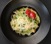 Феттуччине с лососем и шпинатом