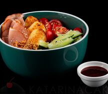 Боул с бастурмой из говядины